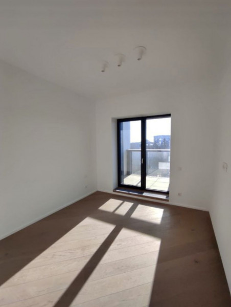 VANZARE APARTAMENT 3 CAMERE CORTINA ACADEMY CU LOC PARCARE