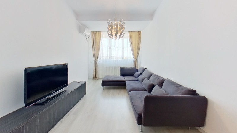 VANZAR APARTAMENT 2 CAMERE SI GARAJ SUBTERAN 