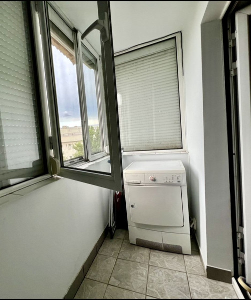 VANZARE APARTAMENT 4 CAMERE DECEBAL  